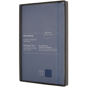 Нотатник Moleskine Leather 13 х 21 см 240 сторінок у лінійку Синя м'яка обкладинка + прозорий бокс (8053853606006) ТОП в Ужгороді