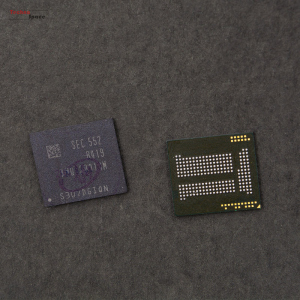 Мікросхема Flash пам'яті Samsung KMQ820013M-B419, 2/16GB, BGA 221, Rev. 1.7 (MMC 5.0, MMC 5.01) Original (PRC) краща модель в Ужгороді
